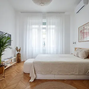  Apartamento Asboth 225 Cozy Center